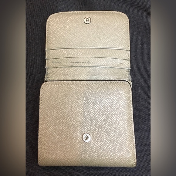 (Needs Repair) Coach Gray Pebble Leather Wallet - Picture 3 of 10